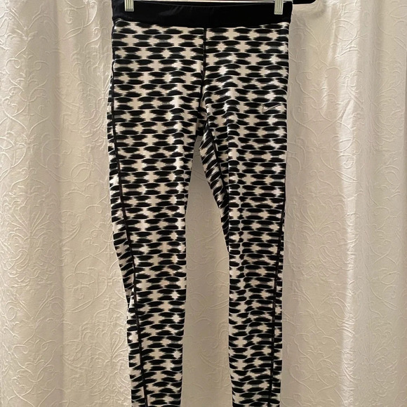 NWOT Nike Leggings - Picture 2 of 8